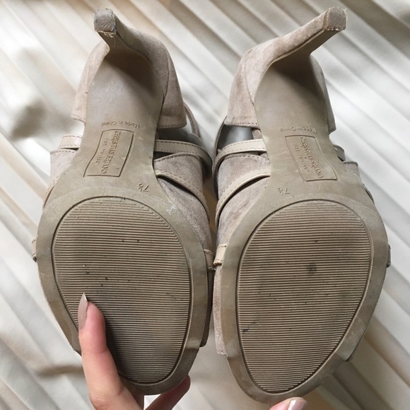 Strappy nude heels - Picture 5 of 6